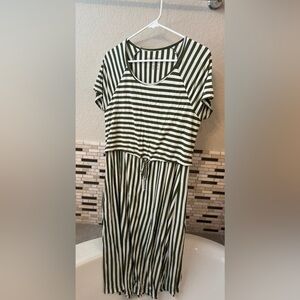 latched mama nursing dress